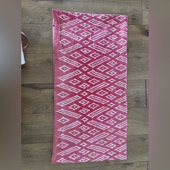 John Robshaw block print lumbar pillow pink - Picture 2 of 3